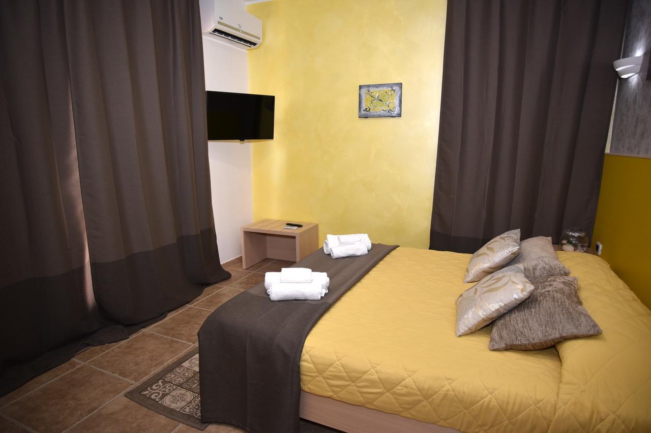 Villa Marzia Porto Cesareo Buitenkant foto