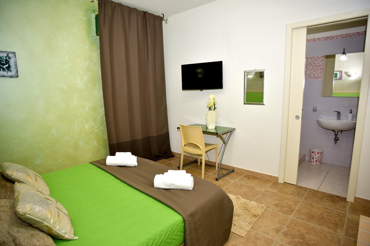 Villa Marzia Porto Cesareo Buitenkant foto