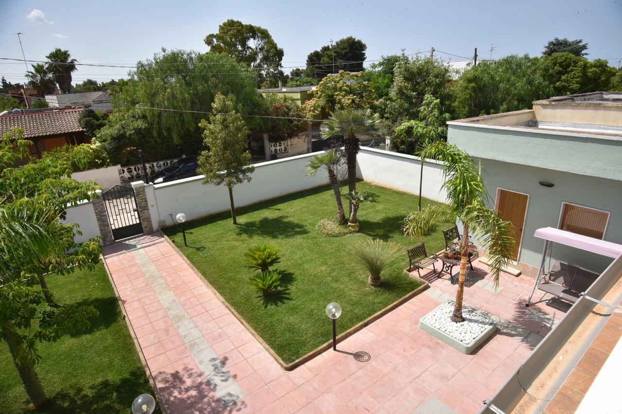 Villa Marzia Porto Cesareo Buitenkant foto