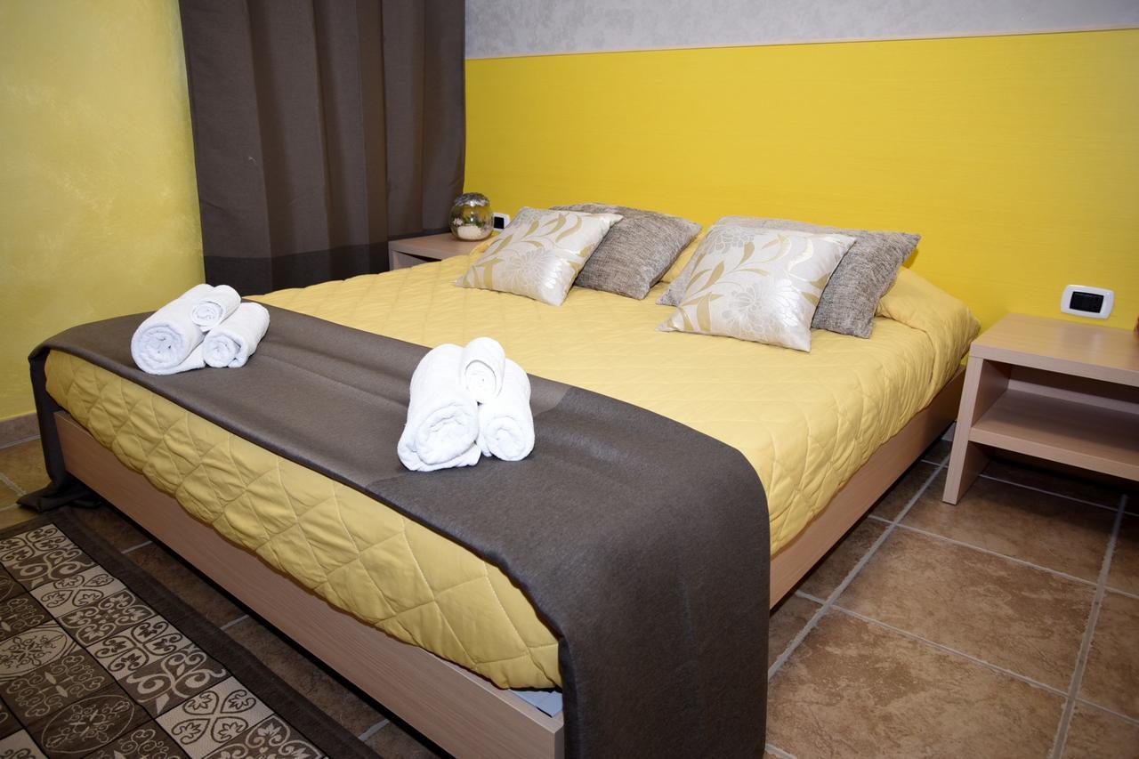 Villa Marzia Porto Cesareo Buitenkant foto